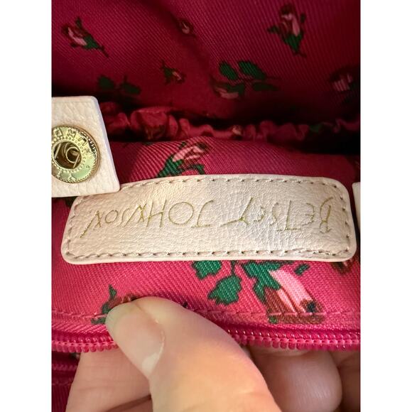 Betsey Johnson Pink Bow Quilted Shoulder Bag with Gold Chain Strap - Picture 5 of 9